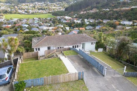 Photo of property in 42 Victory Avenue, Karori, Wellington, 6012