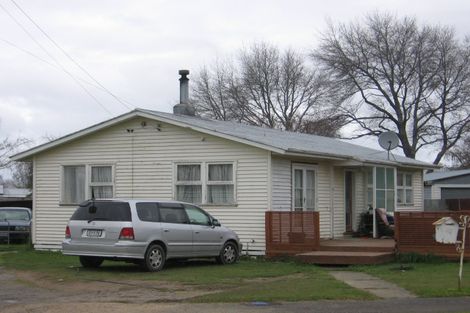 Photo of property in 37 Kummer Crescent, Masterton, 5810