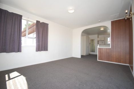 Photo of property in 3 Doone Place, Massey, Auckland, 0614