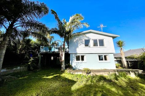 Photo of property in 47 School Road, Te Atatu South, Auckland, 0610