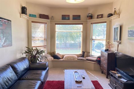 Photo of property in 2 Edward Avenue, Edgeware, Christchurch, 8013