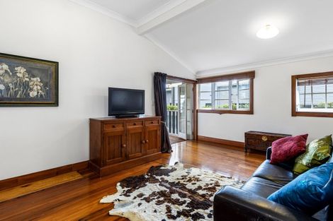 Photo of property in 66 Beresford Street, Bayswater, Auckland, 0622