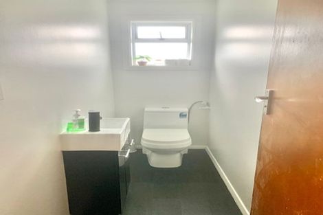 Photo of property in 35 Bermuda Drive, Hornby, Christchurch, 8042