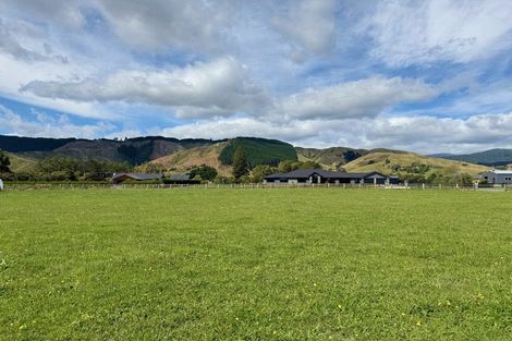 Photo of property in 11 Milbel Way, Levin, 5571