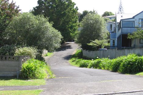 Photo of property in 1/30 Wilkinson Way, Browns Bay, Auckland, 0630