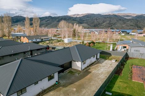 Photo of property in 34b Stratford Drive, Mount Pisa, Cromwell, 9383