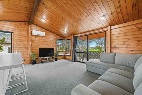 Photo of property in 16a Vardon Road, St Andrews, Hamilton, 3200