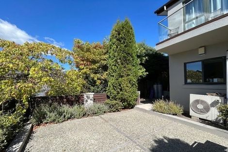 Photo of property in 64 Hensman Road, Queenstown, 9300
