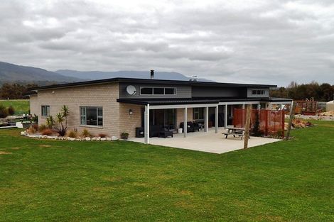 Photo of property in 571 Fairdown Road, Westport, 7891