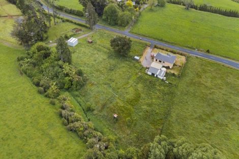 Photo of property in 303 Lepper Road, Egmont Village, Inglewood, 4386