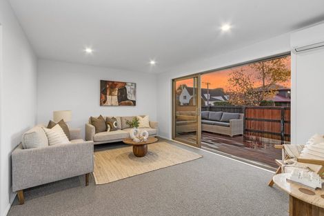 Photo of property in 60 Mays Road, St Albans, Christchurch, 8052