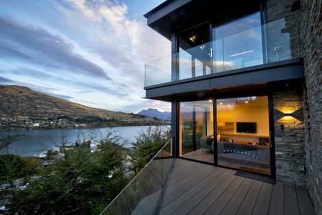 Photo of property in 1 Highlands Close, Queenstown, 9300