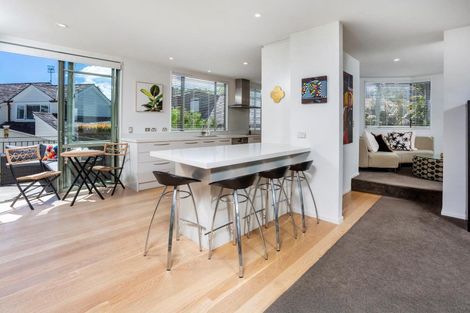 Photo of property in 46b Clifton Road, Hauraki, Auckland, 0622