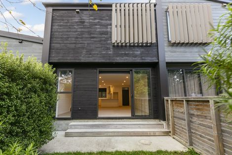 Photo of property in 16/80u Seatoun Heights Road, Seatoun, Wellington, 6022