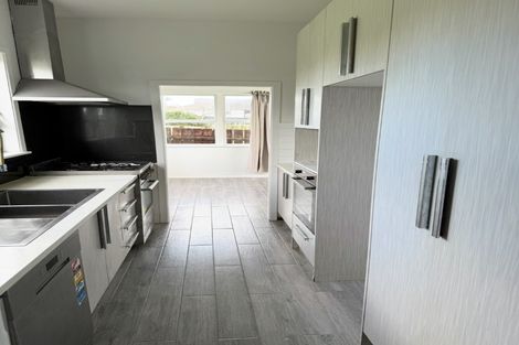 Photo of property in 69 Ferguson Street, Manurewa East, Auckland, 2102