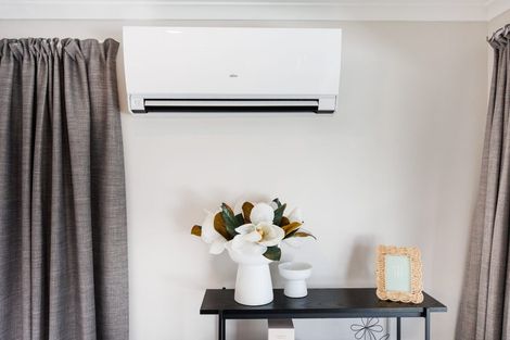 Photo of property in 57a Benmore Avenue, Cloverlea, Palmerston North, 4412