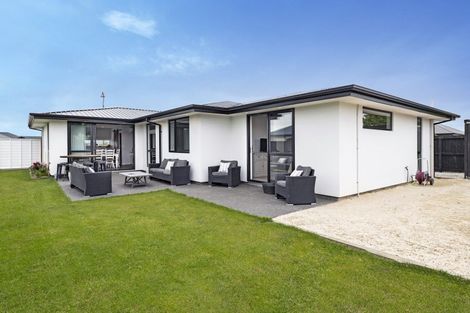 Photo of property in 18 Cassini Place, Leeston, 7632