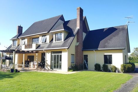 Photo of property in 2/276 East Coast Road, Milford, Auckland, 0620