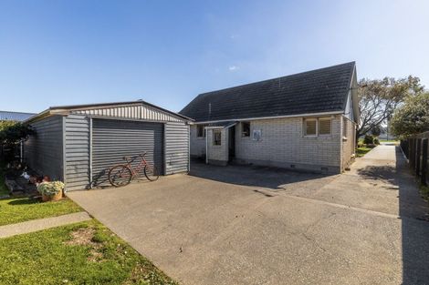 Photo of property in 195 High Street, Bulls, 4818