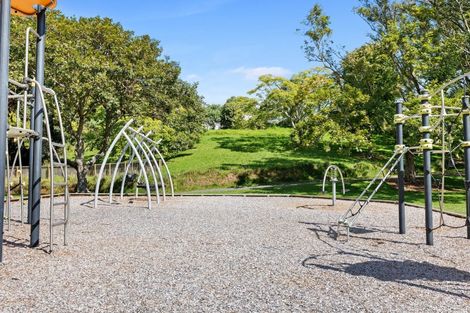 Photo of property in 79a Glenpark Avenue, Frankleigh Park, New Plymouth, 4310