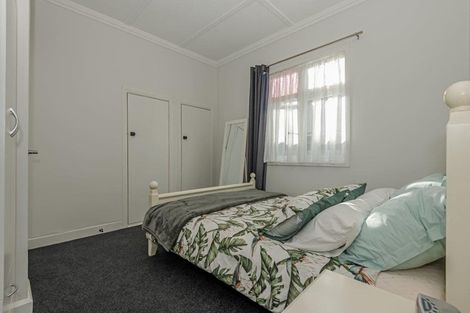 Photo of property in 98 Wood Street, Takaro, Palmerston North, 4410