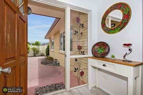 Photo of property in 9 Oxford Avenue, Te Kamo, Whangarei, 0112