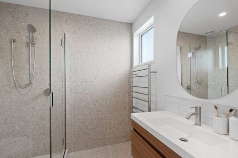 Photo of property in 2/186 Edgeware Road, Edgeware, Christchurch, 8013