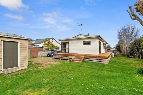 Photo of property in 6 Camellia Place, Hamilton Lake, Hamilton, 3204