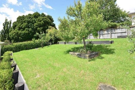 Photo of property in 59 Gallony Avenue, Massey, Auckland, 0614