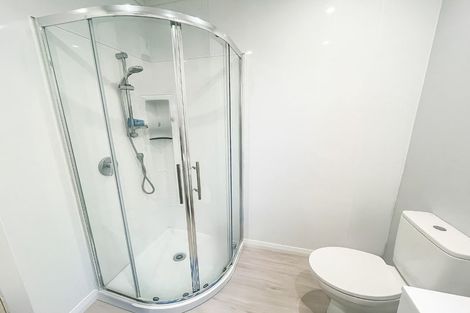 Photo of property in 82 Pembroke Road, Northland, Wellington, 6012