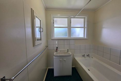 Photo of property in 1 Strathmore Avenue, Levin, 5510