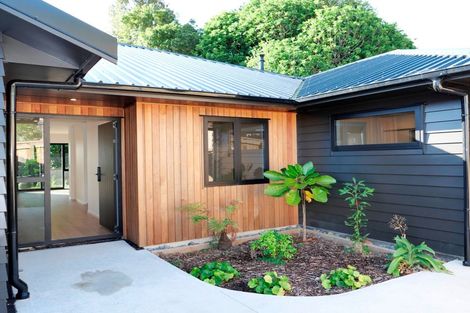 Photo of property in 174 Winara Avenue, Waikanae, 5036