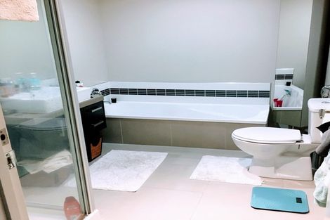 Photo of property in 12 Reins Road, Takanini, 2112