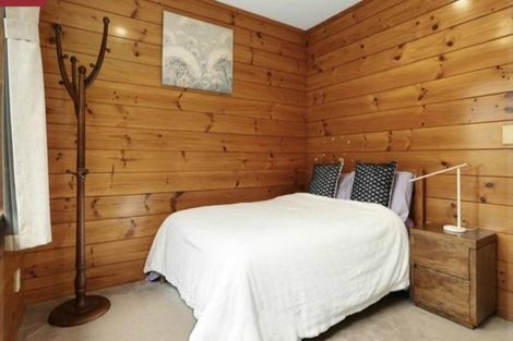 Photo of property in 5 Loughanure Place, Massey, Auckland, 0614