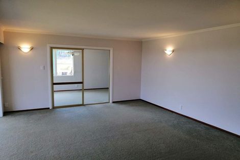 Photo of property in 32 Crownhill Street, Spotswood, New Plymouth, 4310