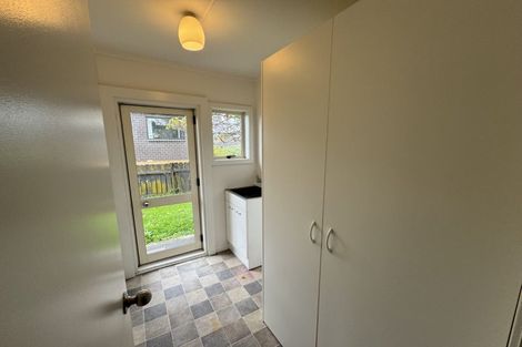 Photo of property in 2 Fields Road, Manurewa, Auckland, 2102