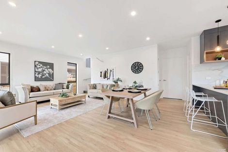 Photo of property in 17e Stanniland Street, Sunnyhills, Auckland, 2010