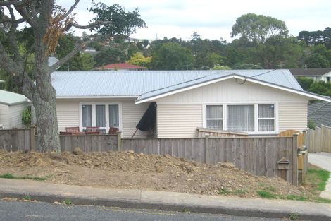 Photo of property in 2/14 Peach Road, Glenfield, Auckland, 0629