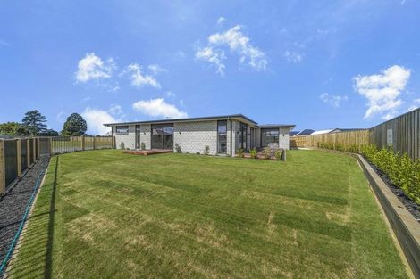 Photo of property in 12 Greig Crescent, Amberley, 7481