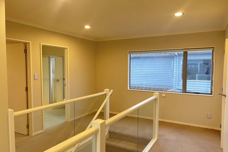 Photo of property in 37 Clover Drive, Henderson, Auckland, 0610