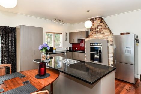 Photo of property in 15 Myrtle Street, Hamilton East, Hamilton, 3216