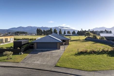 Photo of property in 19 Orbell Crescent, Te Anau, 9679