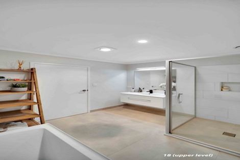 Photo of property in 18a Foreshore Lane, Karaka, Papakura, 2113