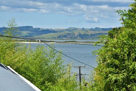 Photo of property in 16 Shelly Beach Road, Shelly Beach, Helensville, 0874