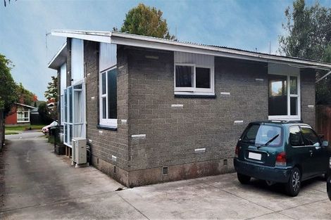 Photo of property in 1/5 Newbridge Place, Ilam, Christchurch, 8041