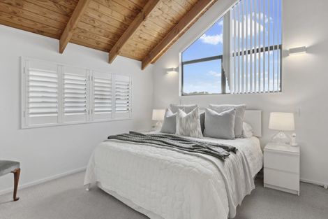 Photo of property in 2/38 Penzance Road, Mairangi Bay, Auckland, 0630