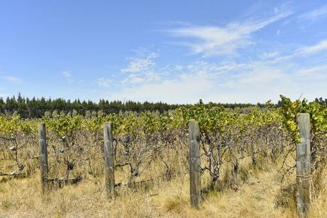 Photo of property in 53 Te Taniwha Road, One Tree Point, 0118