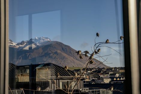 Photo of property in 47 Shepherd Road, Jacks Point, Queenstown, 9371