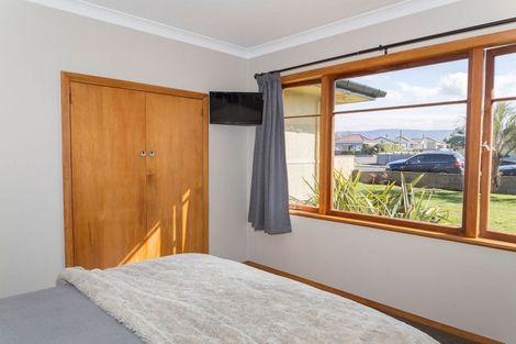 Photo of property in 5 Livingstone Street, Dannevirke, 4930