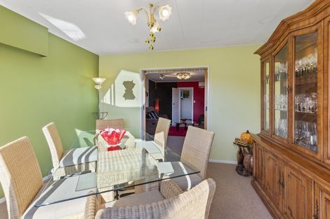 Photo of property in 35 Dalton Grove, Stokes Valley, Lower Hutt, 5019